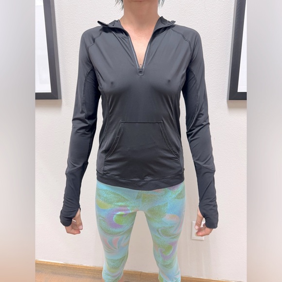 Lululemon 4 Black Spandex Hoody - Picture 4 of 12